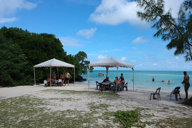 5 island tour all inclusive with Ile aux cerfs and snorkeling - Lunch on Ile aux Cerfs