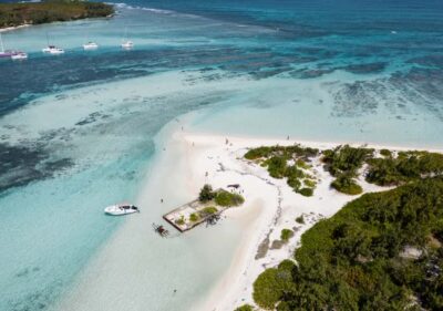 5 Islands Boat Trip, Snorkeling and Lunch on Ile aux Cerfs