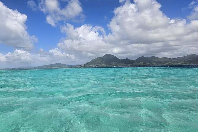 5 Islands Private Speedboat with Snorkeling Lunch and Drinks - Blue Bay Marine Park and the first look below the surface