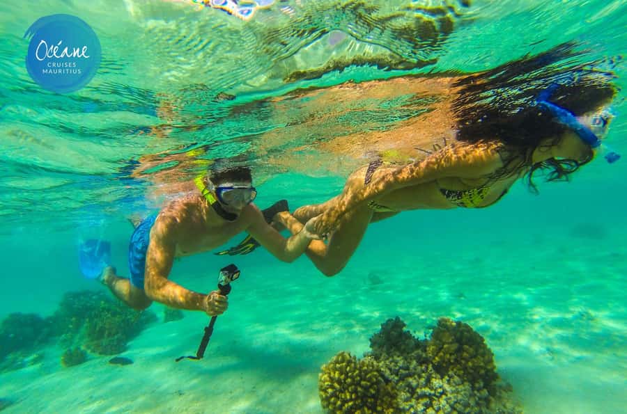 5 islands tour: New Private OCÉANE Speedboat - Returning by Boat to Pointe Maurice