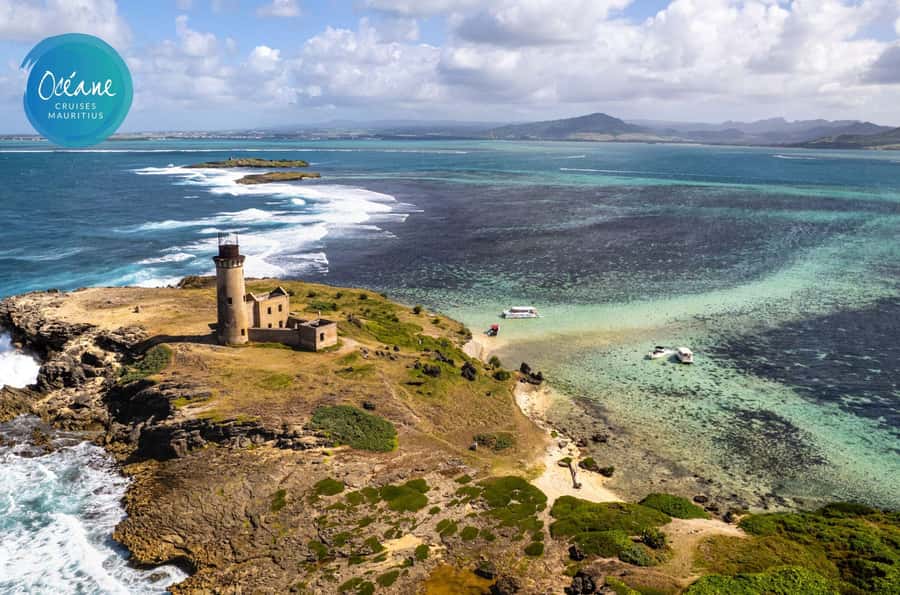 5 islands tour: New Private OCÉANE Speedboat - Ile aux Aigrettes and the First Snorkel Plans