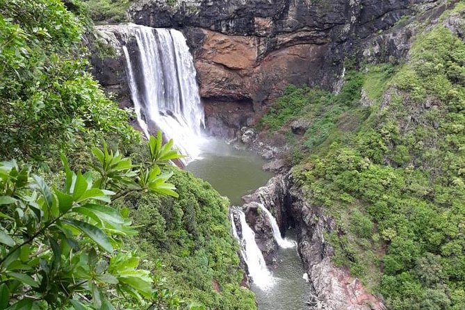 7 Cascades Half Day - How difficult is this half-day hike?