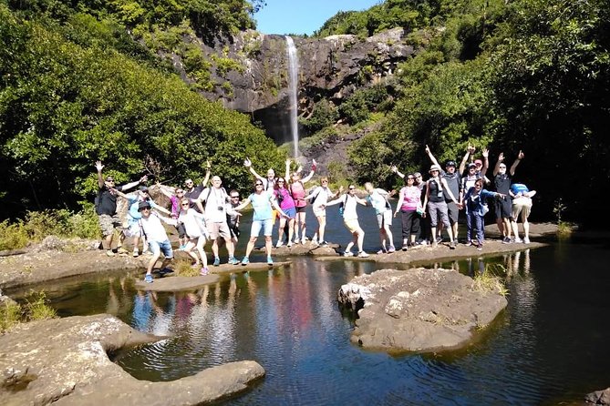 7 Cascades Half Day - Guide choice and group size