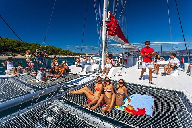 All inclusive SPEEDBOAT FULL DAY to ILE AUX CERF & GRSE WATERFALL - What the $117.11 price really covers