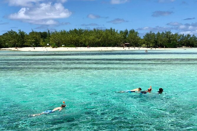 All inclusive SPEEDBOAT FULL DAY to ILE AUX CERF & GRSE WATERFALL - Who will enjoy this Mauritius excursion