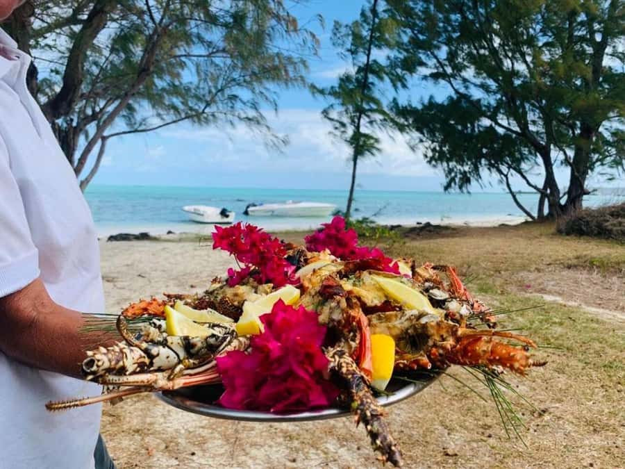 Blue bay: boat trip for ile au cerf (5 islands, barbecue) - Ile aux Cerfs is the payoff for lunch