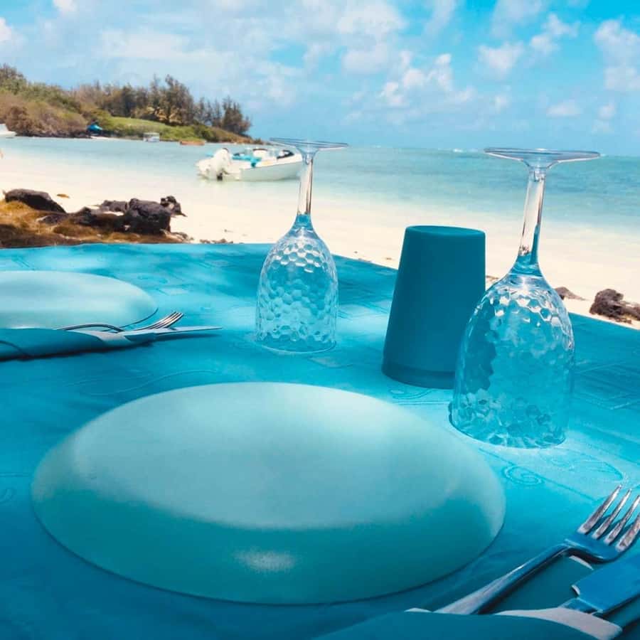 Blue bay: boat trip for ile au cerf (5 islands, barbecue) - Blue Bay Marine Park starts the water time