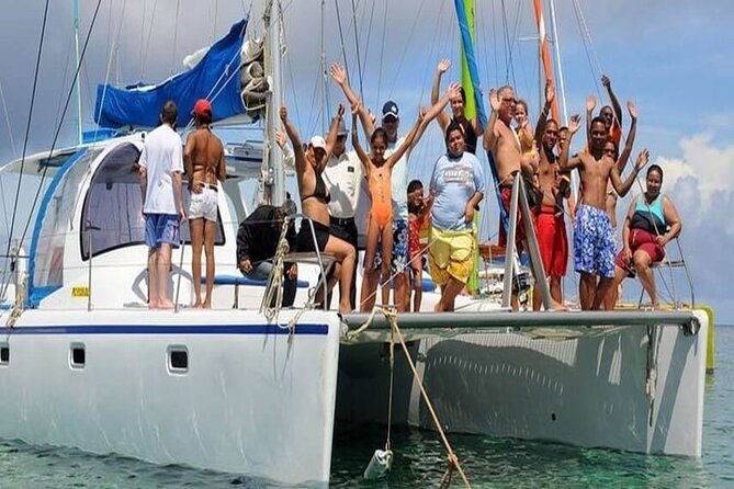 Catamaran, BBQ, Ile Gabriel , Ile Plate ,Coin de Mire - Grand Bassin and the Hindu culture of Mauritius