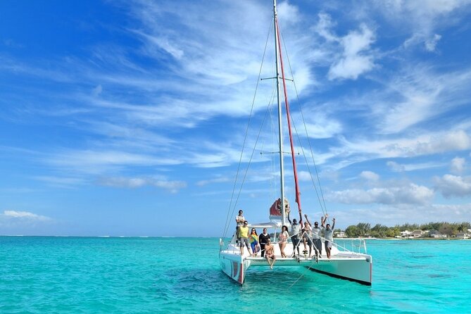 Catamaran Cruise: Isle aux Cerfs, Including BBQ Lunch, in Mauritius - A full day on the water from Pointe Jerome