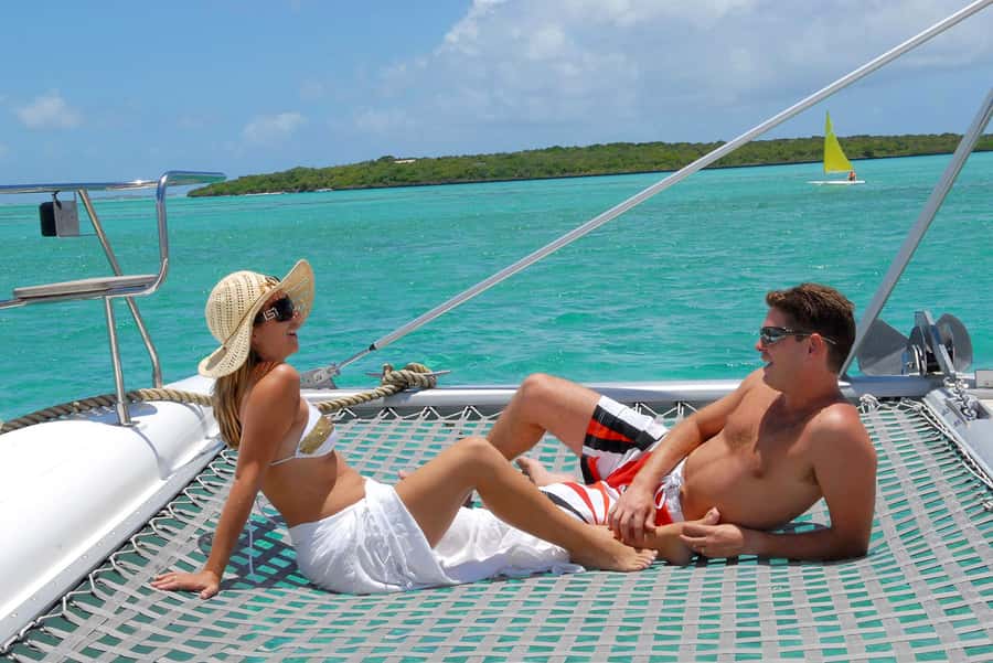 Catamaran cruise to Ile aux Cerfs from Pointe Jerome - The Morning Sail Across the Southeast Coast