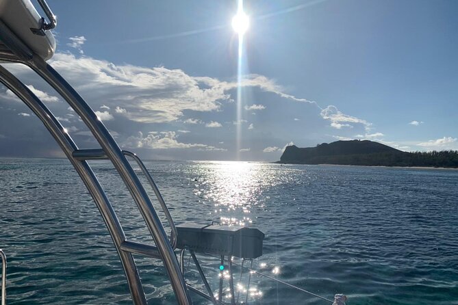 Catamaran Full-Day 3 island Northern Isles Cruise in Grand Baie - Barbecue lunch aboard Wind Dancer