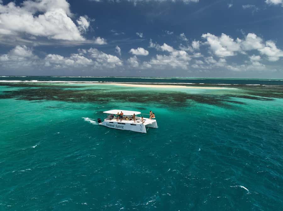 Catamaran Mauritius: South East 5 Islands Catamaran Cruises - What the $82 price really buys you