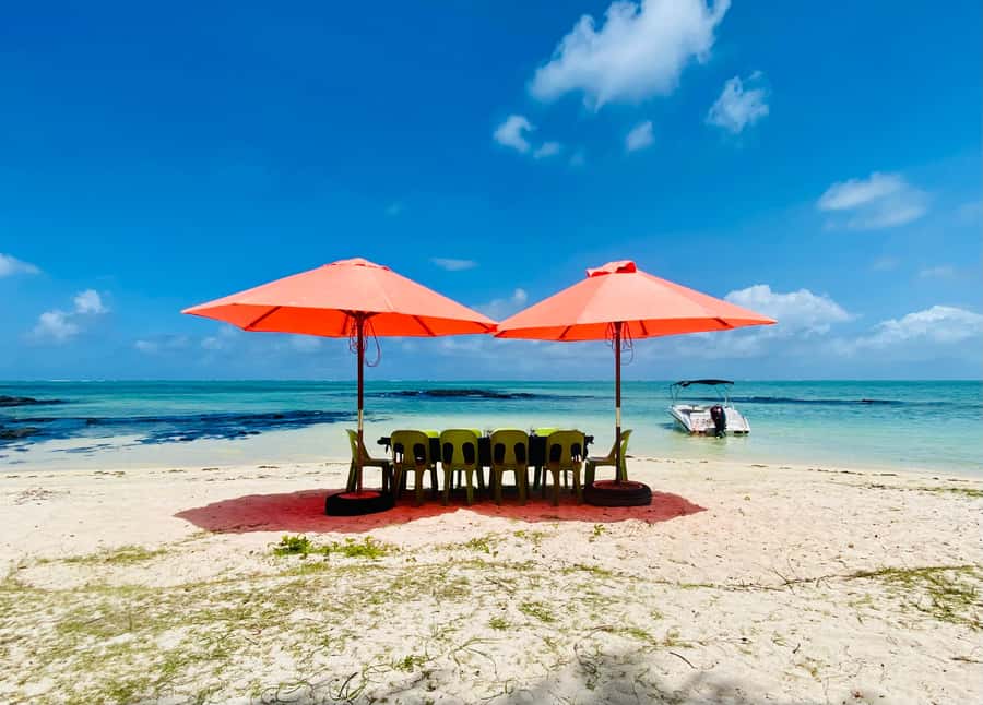 Day Trip at Ile aux Cerfs and other Gems of the South. - Lighthouse Island and the longer cruise