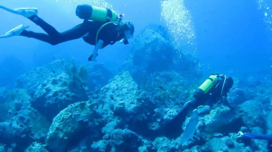 Diving in the North with Blue World Adventures - Taking the first underwater breath
