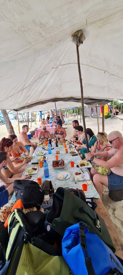 Dolphins: Private, Snorkel, CrystalRock, ileoBenitiers,lunch - How flexible is the schedule?