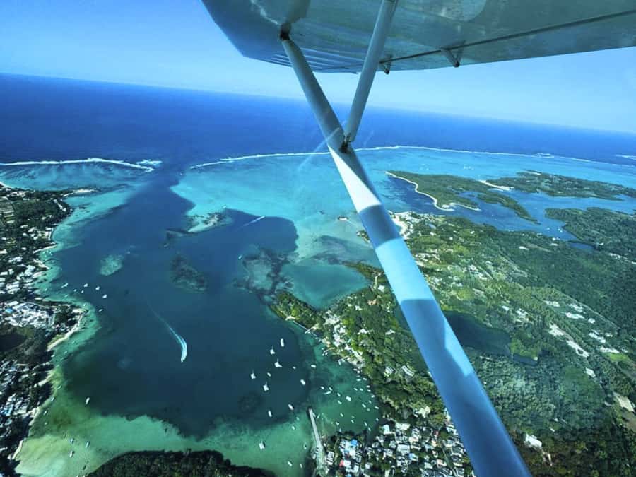 East Coast Mauritius Private Scenic Seaplane Tour - The 30-minute Turquoise Experience