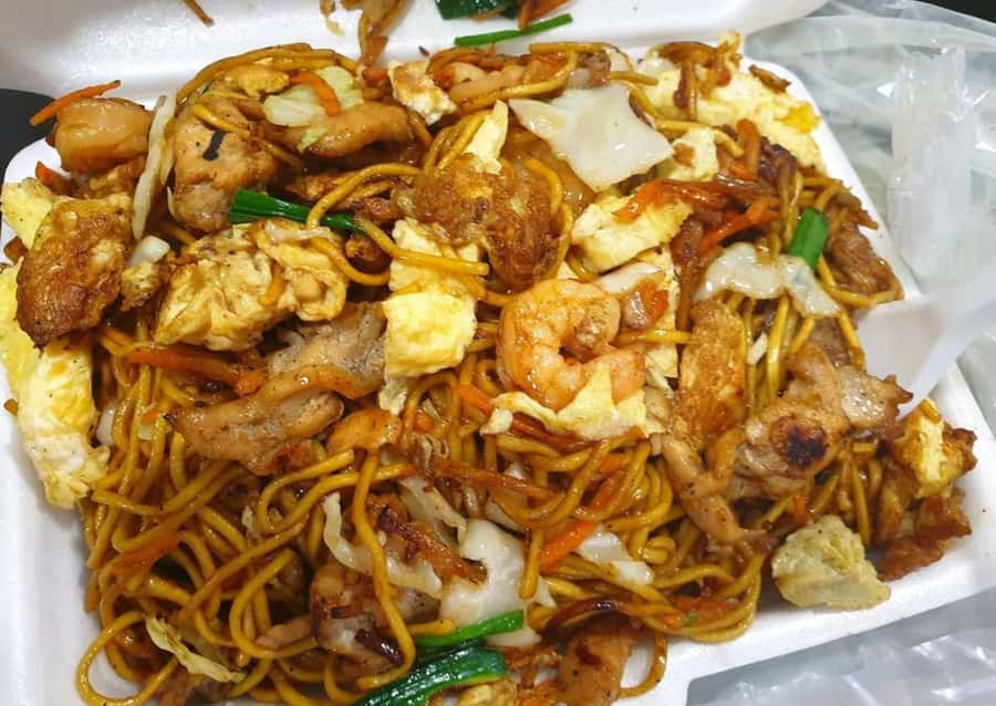 Flavors of Port Louis: Guided Food Tasting Tour with a Local - Who will enjoy this food walk most?