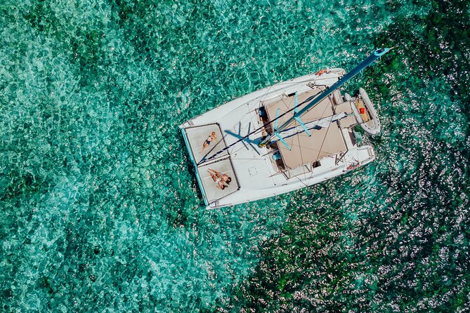 Full Day Catamaran Cruise - North Ilot Gabriel (sharing) - Who should book this outing?