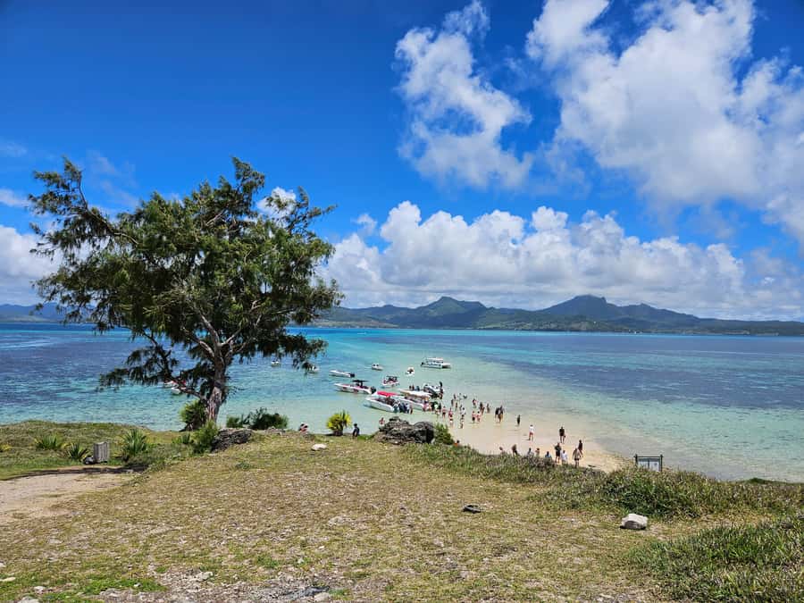 FULL-DAY CATASPEED - East Lagoon cruise including transfer. - A full day on Mauritius’s East Lagoon