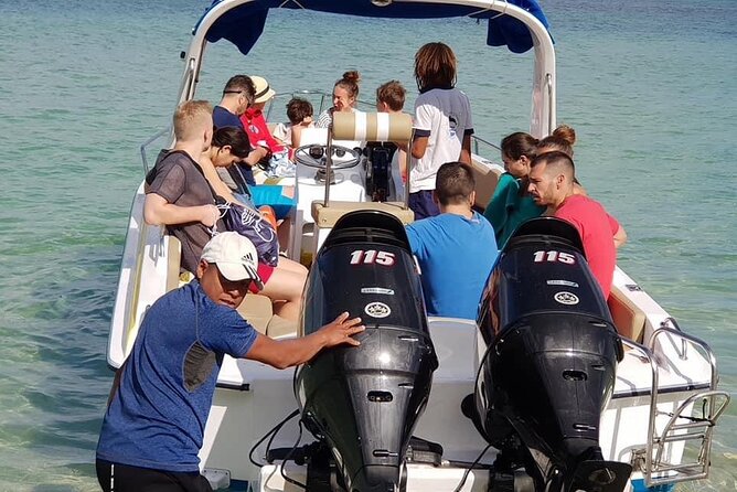 Full-Day Dolphin Watching Cruise in Mauritius - How the six-hour schedule really feels