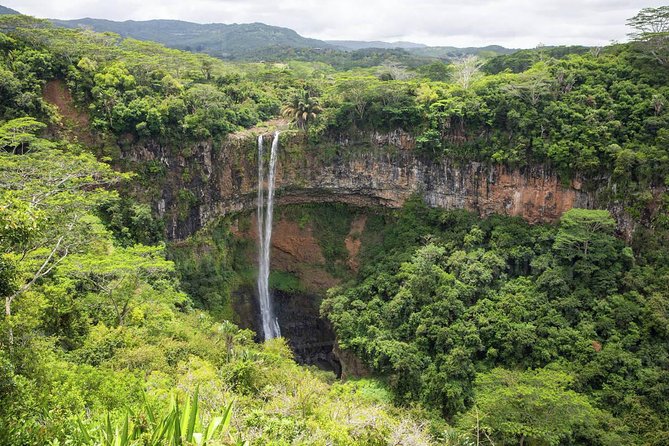 Full Day South Guided Tour Mauritius: Including Lunch - Saint Aubin turns lunch into part of the experience