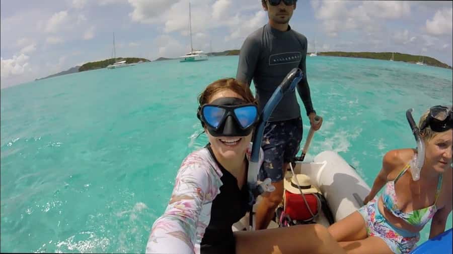 Grand Baie: Catamaran 3 Islands Cruise & Lunch on the Island - Coin de Mire is a scenic pass, not a landing