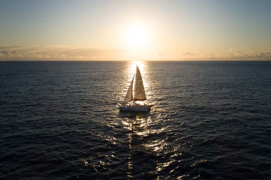 Grand Baie: Private 4-Hour Premium Sunset and Dinner Cruise - Key things to know before sailing
