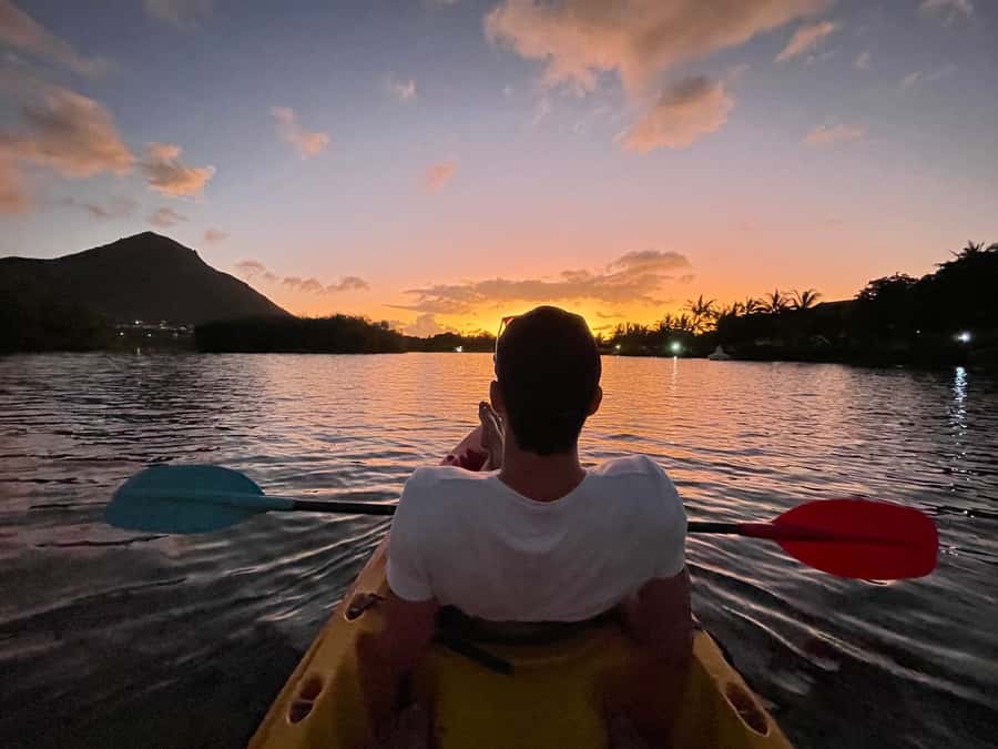 Guided Sundowner Kayak Tour - Why sunset on the Tamarin River works so well