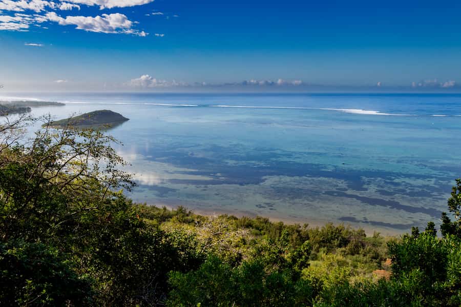 Hike Le Morne & Explore the Southwest (With Transportation) - Maconde Viewpoint brings a quick roadside thrill