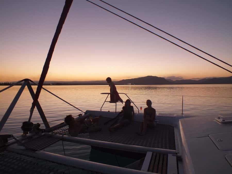 Ile aux Aigrettes: Private Sunset Cruise Tour - Leaving Pointe Jerome for Mauritius’s southeast lagoon