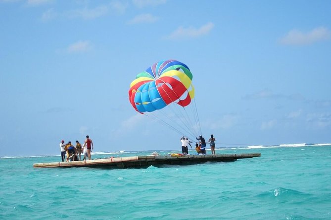 Ile aux Cerf: Speed boat with Parasailing & Tube Riding and Lunch - Parasailing above the east coast lagoon