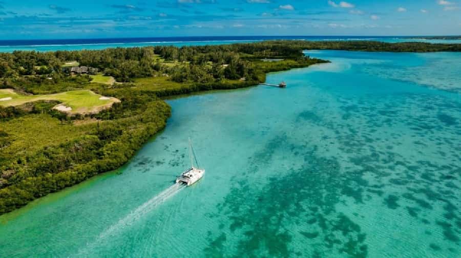 Ile Aux Cerfs Catamaran Cruise with Pick-up/Drop-off & Lunch - Weather, tide, and practical limits