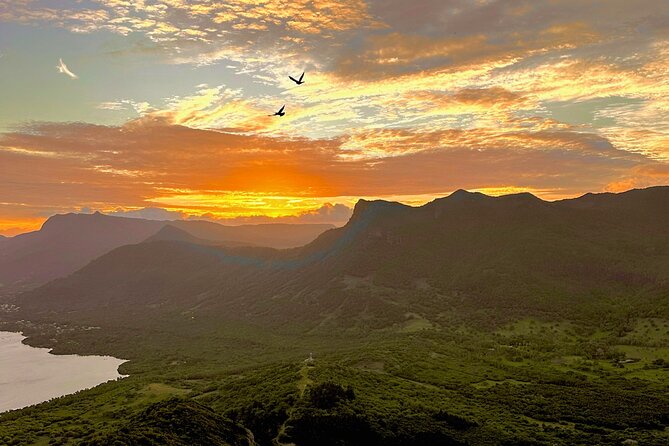 Le Morne Brabant Sunrise Hike - Key points before you book