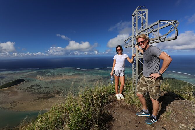 Le Morne Mountain: Guided Hike With Our Professional Local Guides - Who should book this experience