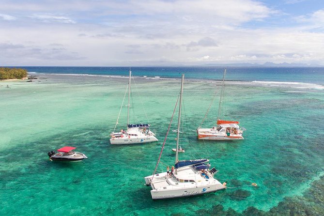 Luxury Catamaran Cruise: The Northern Islands - How luxurious is the catamaran?