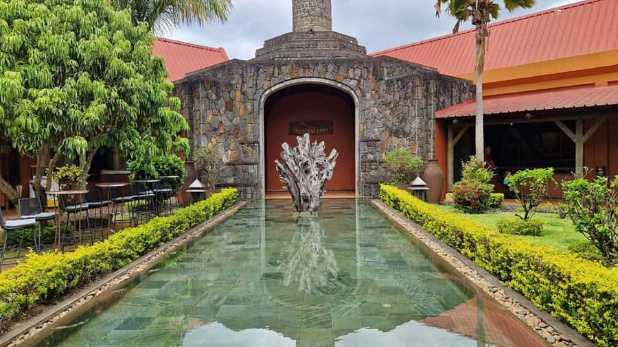 Mauritius: 3 Days Private Authentic Tour with hidden gems - Port Louis, the Citadel, and sugar country