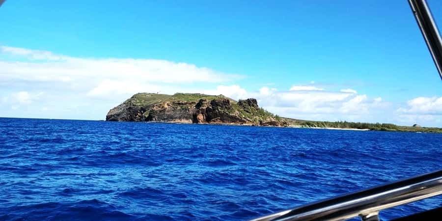 Mauritius: Catamaran cruise to 3 Northern Isles with lunch - Flat Island and the northern sea views