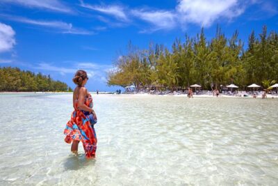 Mauritius Catamaran Cruise to Ile Aux Cerfs with BBQ Lunch
