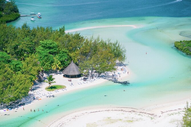 Mauritius Catamaran Cruise to Ile Aux Cerfs with BBQ Lunch - The snorkeling and swimming break