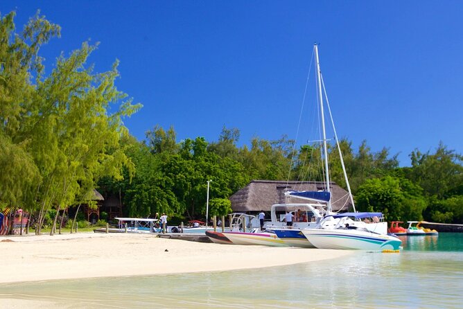 Mauritius Catamaran Cruise to Ile Aux Cerfs with BBQ Lunch - The sail back and Mauritian Sega music
