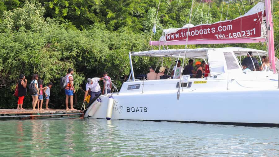 Mauritius: Catamaran Day Cruise to lle aux Cerfs with Lunch - Key points to know before booking