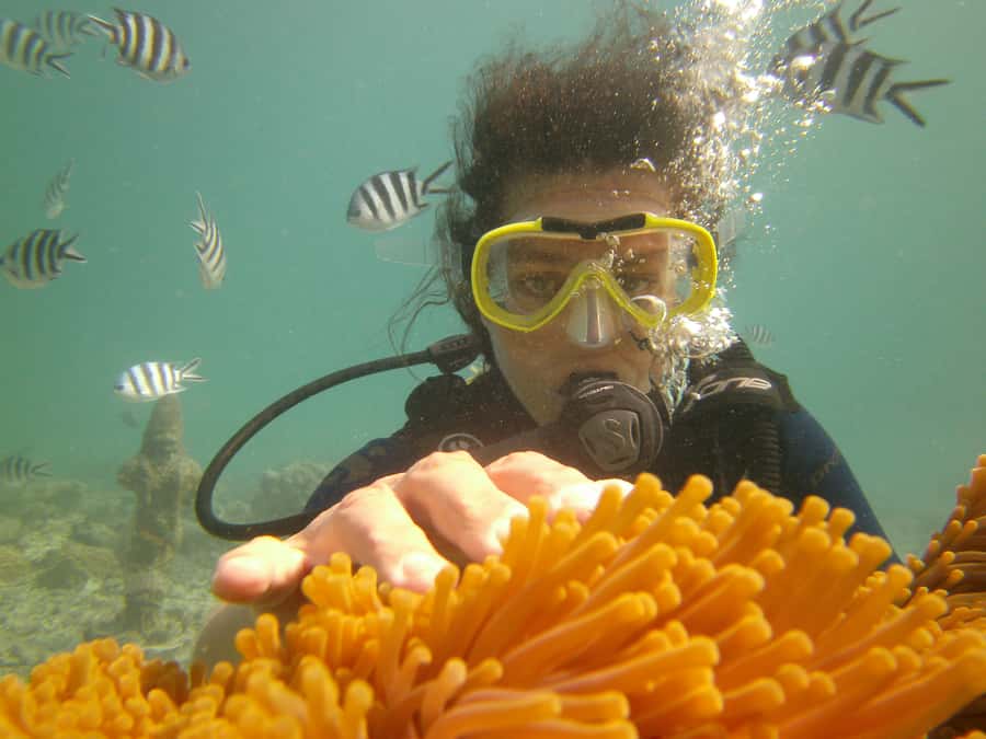 Mauritius: East Belle Mare Scuba Diving Tour - Moving into open water off Mauritius’ east coast