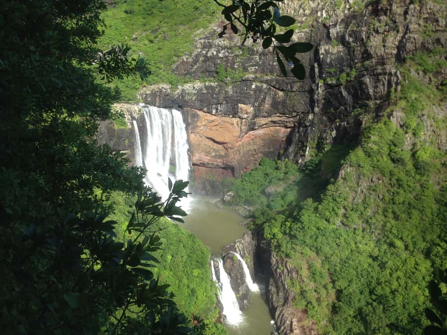 Mauritius: Full Canyon Tamarind Falls 5-Hour Hike - Waterfalls with different moods