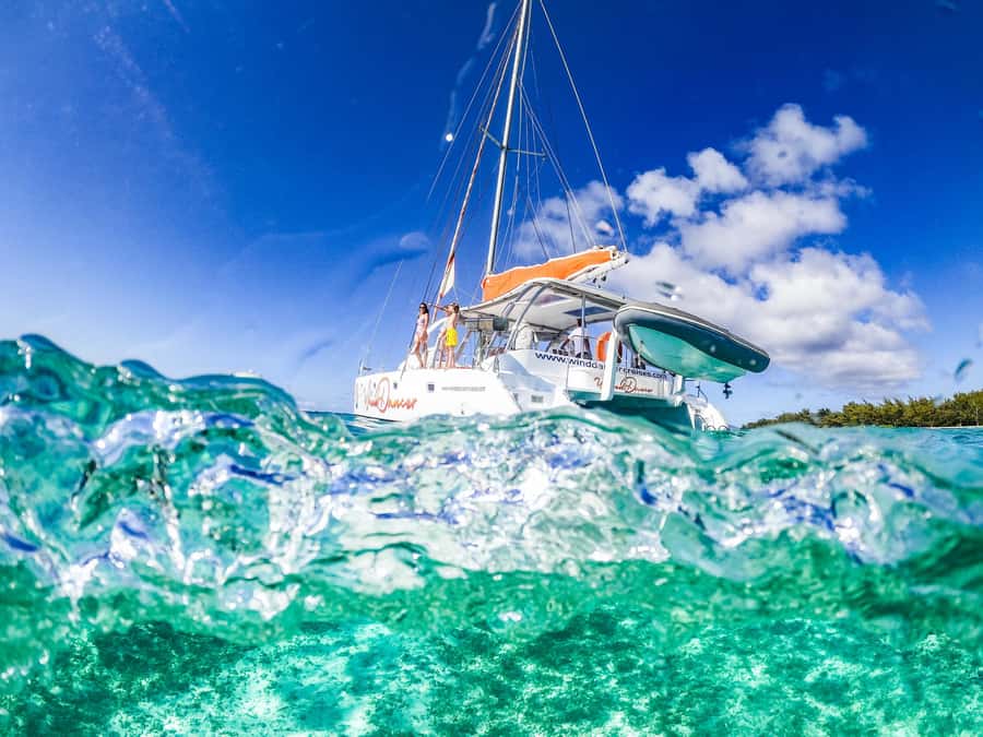 Mauritius: Full-Day Catamaran Cruise to the Northern Isles - Setting Out From Grand Baie on the Wind Dancer