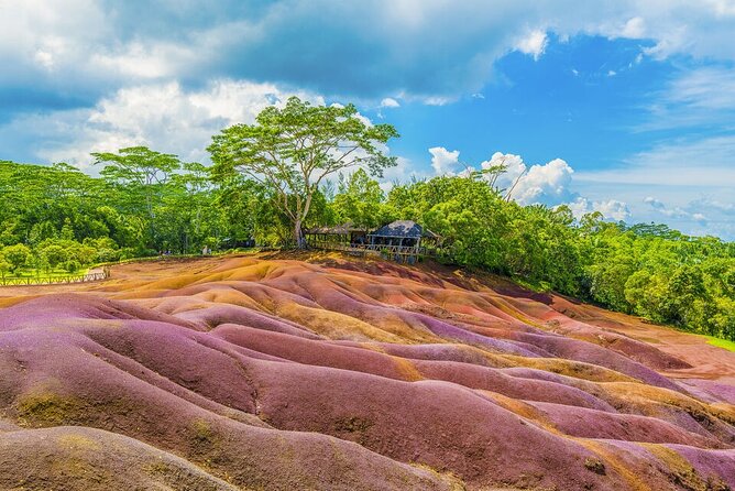 Mauritius full day tour : Private south west with lunch - Seeing the Seven Coloured Earth