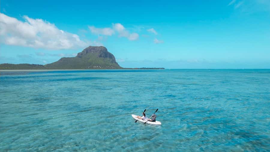 Mauritius: Guided Kayak tour to Benitiers Island - Crystal Rock and the 30-minute water stop