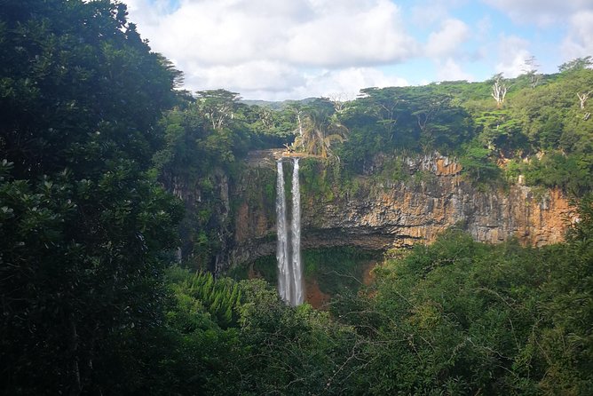 Mauritius Guided Southwest tour (Private) - Mare aux Vacoas adds a quiet forest stop