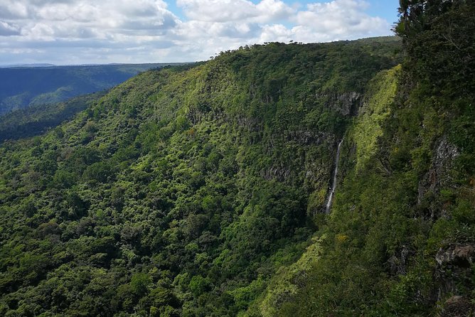 Mauritius Guided Southwest tour (Private) - Grand Bassin connects scenery with faith