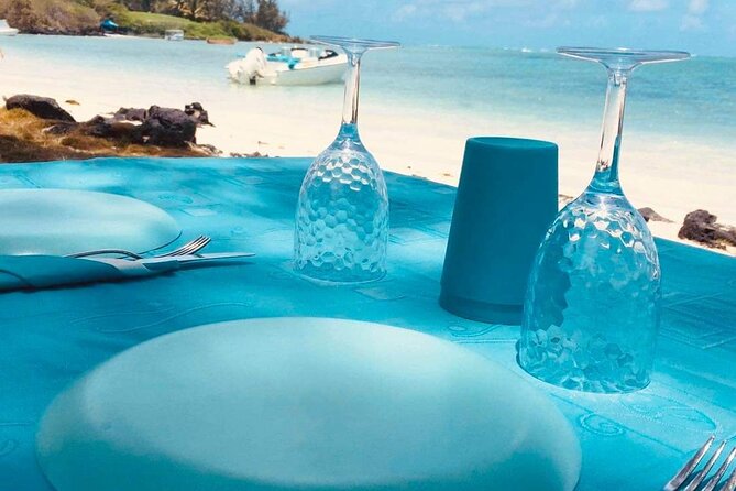Mauritius : Ile Aux Cerfs 3 islands Speed Boat Trip with BBQ - Île aux Aigrettes beach and the last drink