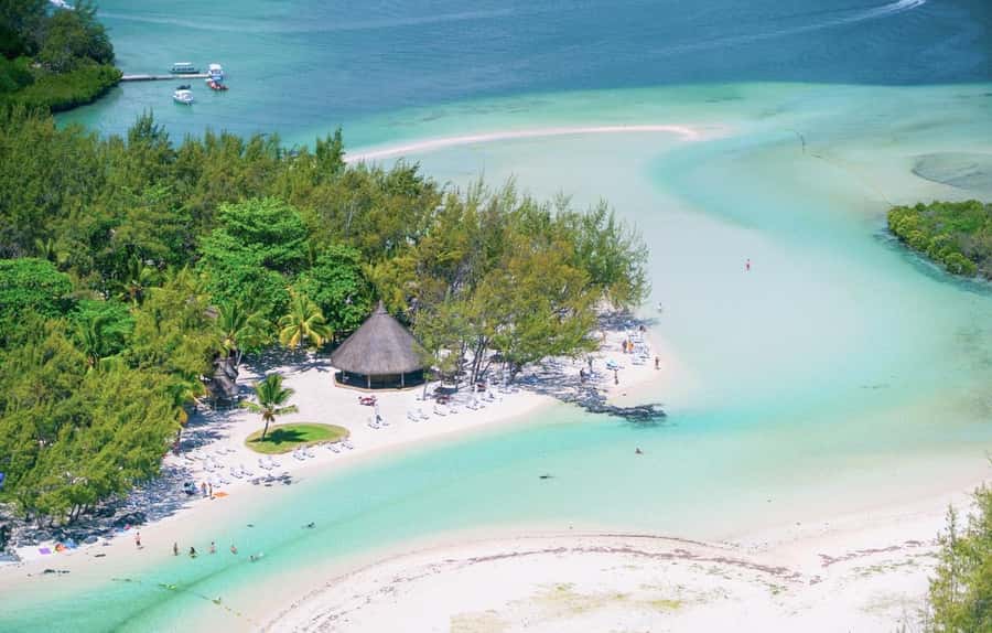 Mauritius: Ile aux Cerfs Boat Tour with BBQ Lunch and Drinks - Key points to know before booking